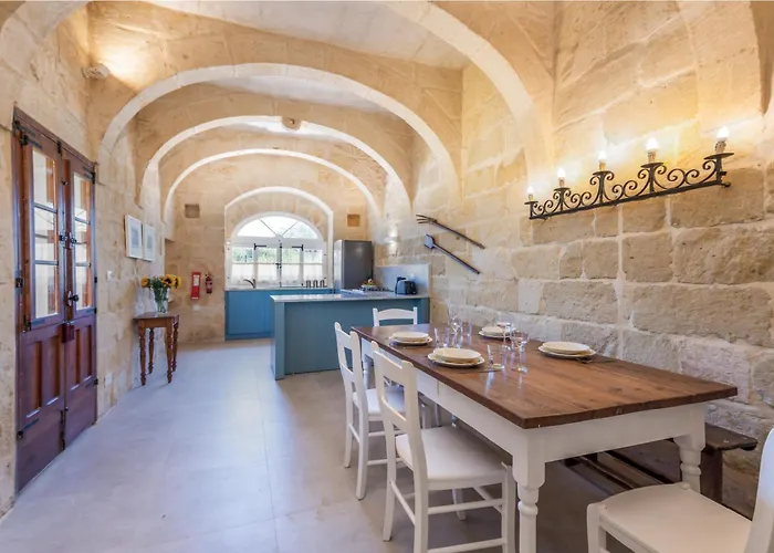 Dar Ta' Betta With Private Pool Holiday home *